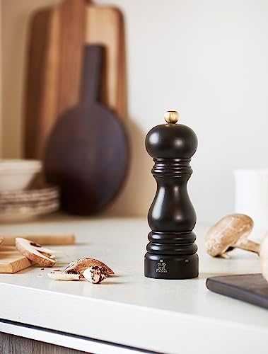 Peugeot Paris uSelect Pepper Mill - Adjustable Beechwood