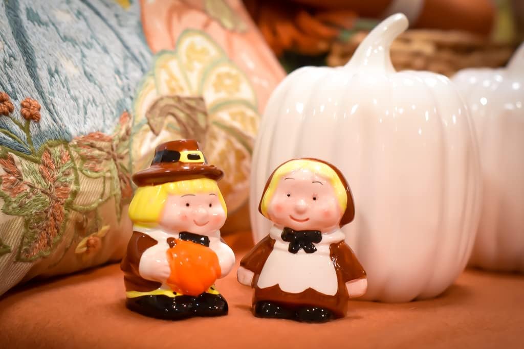 Holiday Salt and Pepper Shakers Set Perfect Gift for Holidays