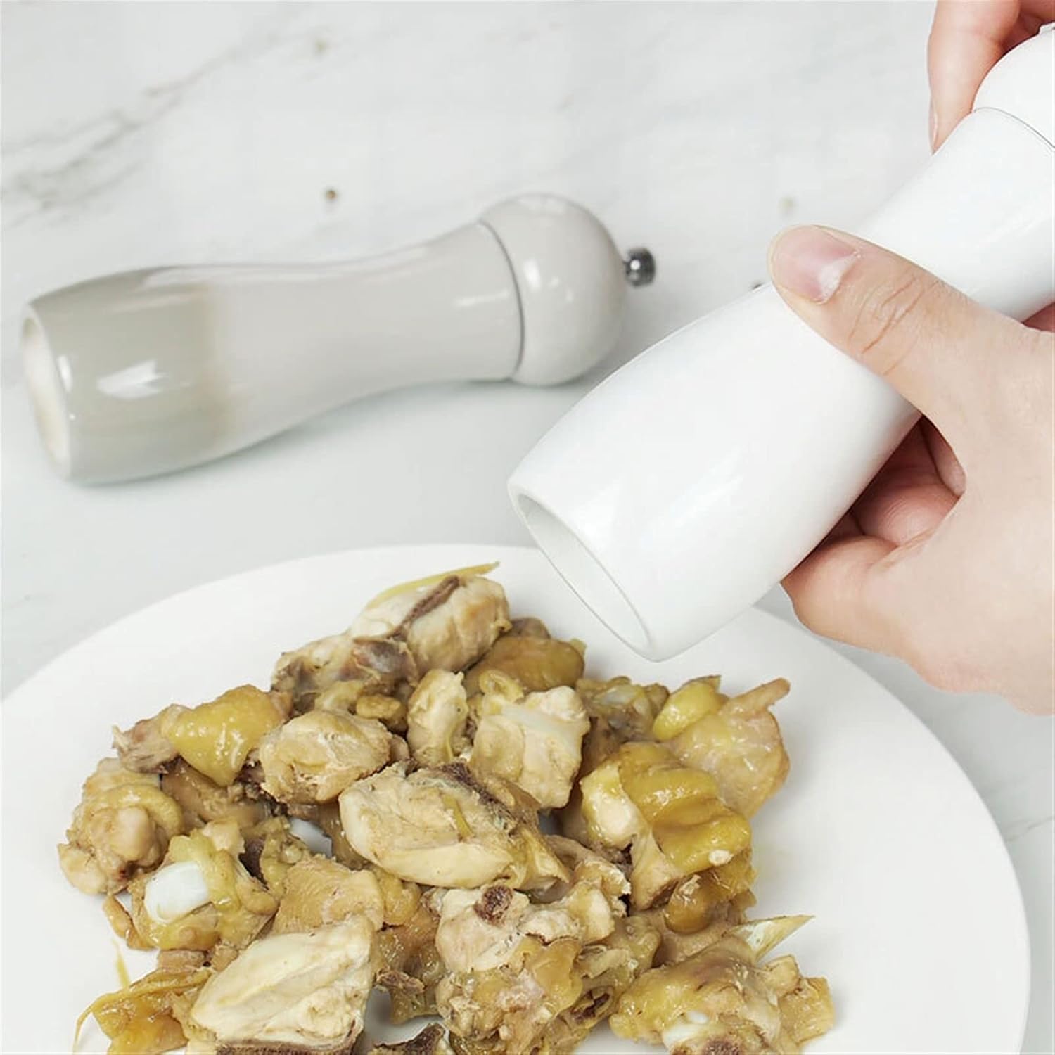 Luxury Salt Pepper Mill with Adjustable Coarseness by LEIXIUSM