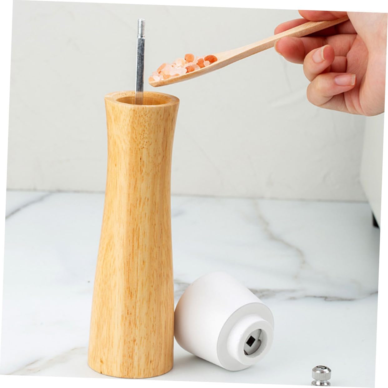 ugged friendly salt pepper grinder set