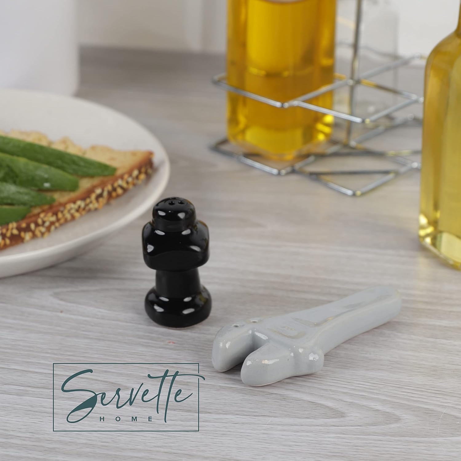 Fun Salt Pepper Shakers Set