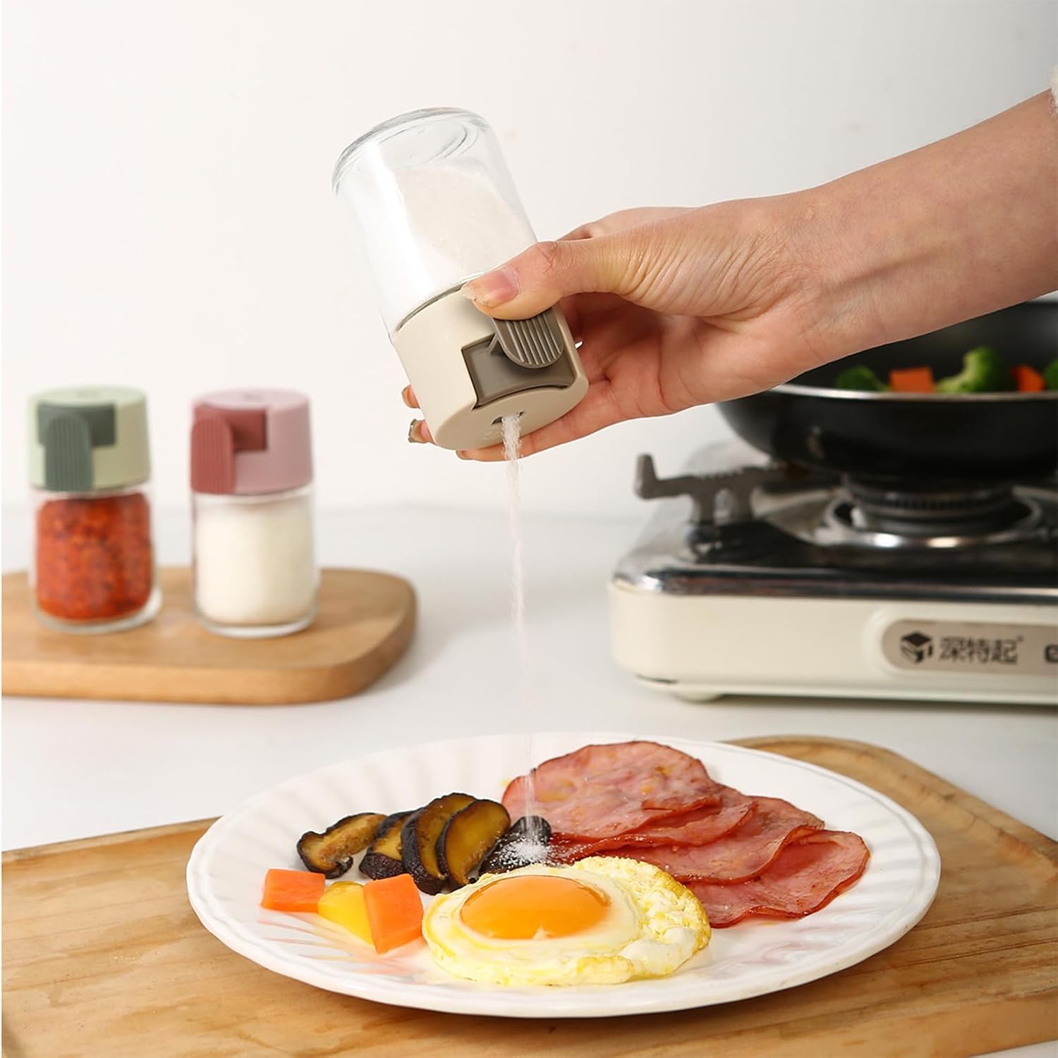 Precise 4-Color Mini Salt Pepper Shakers