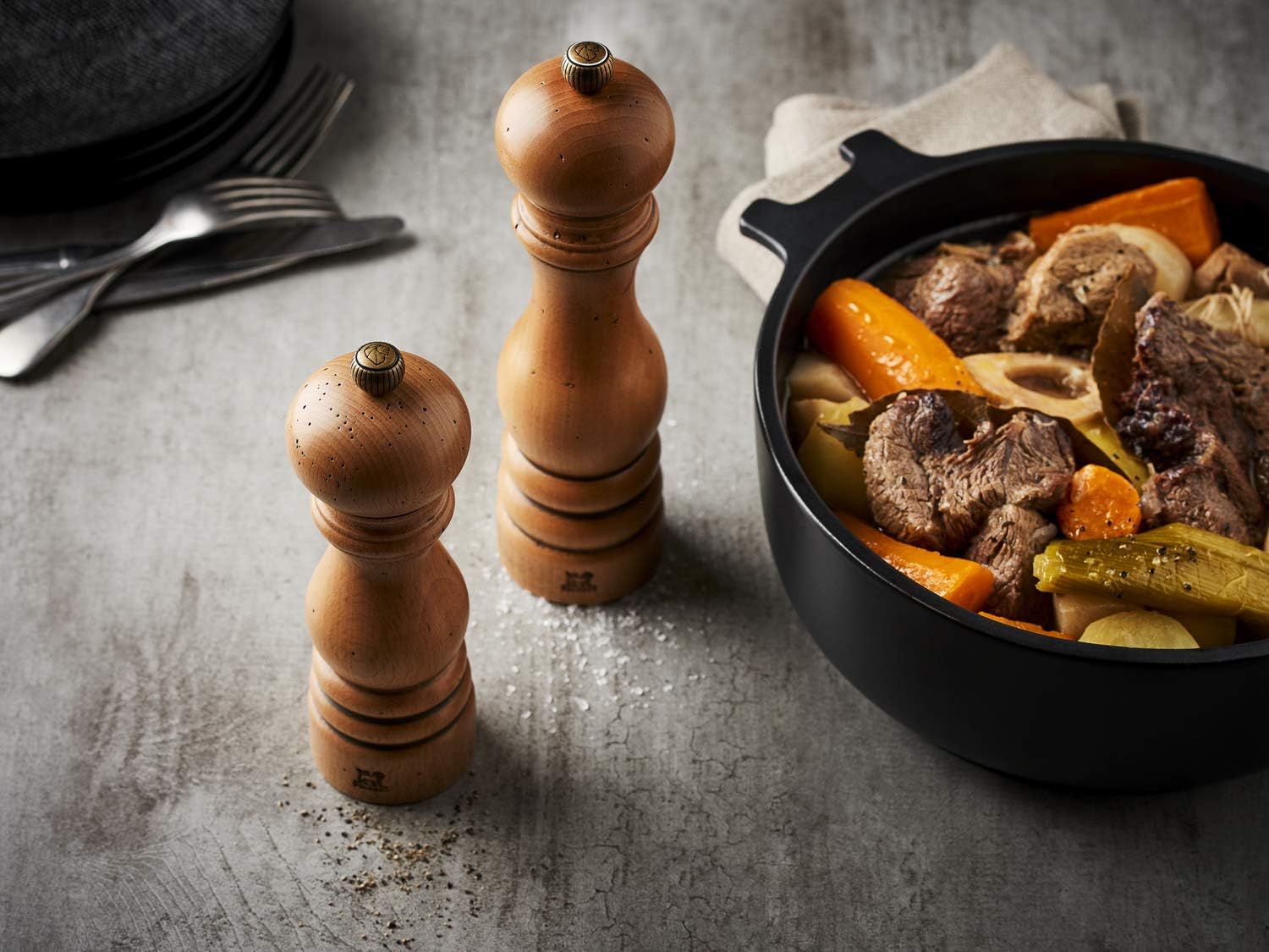 Elegant French- Made Bistro Salt Mill