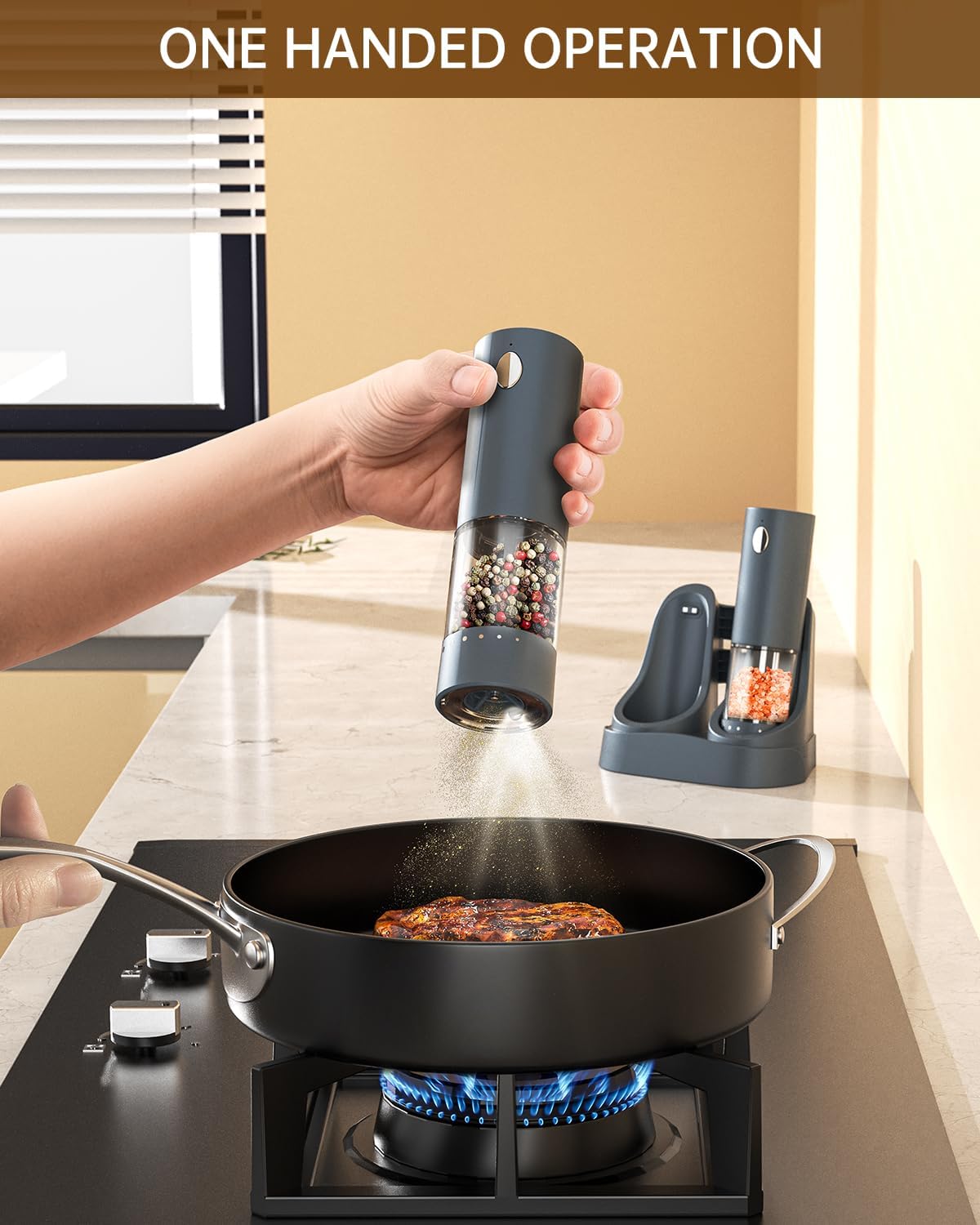 CIRCLE JOY Electric Salt Pepper Grinder Set