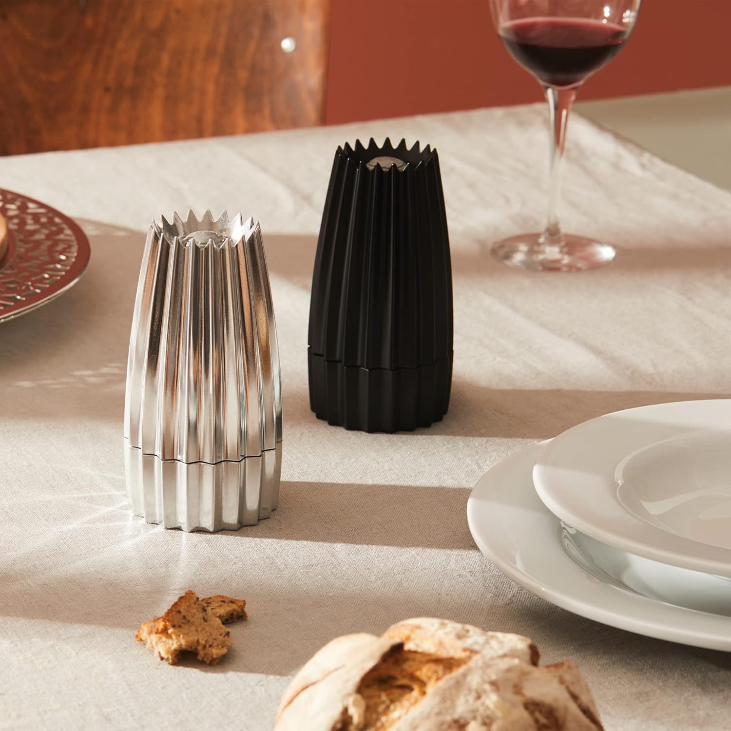 Alessi Grind Salt Pepper Spice Grinder One-Size Black