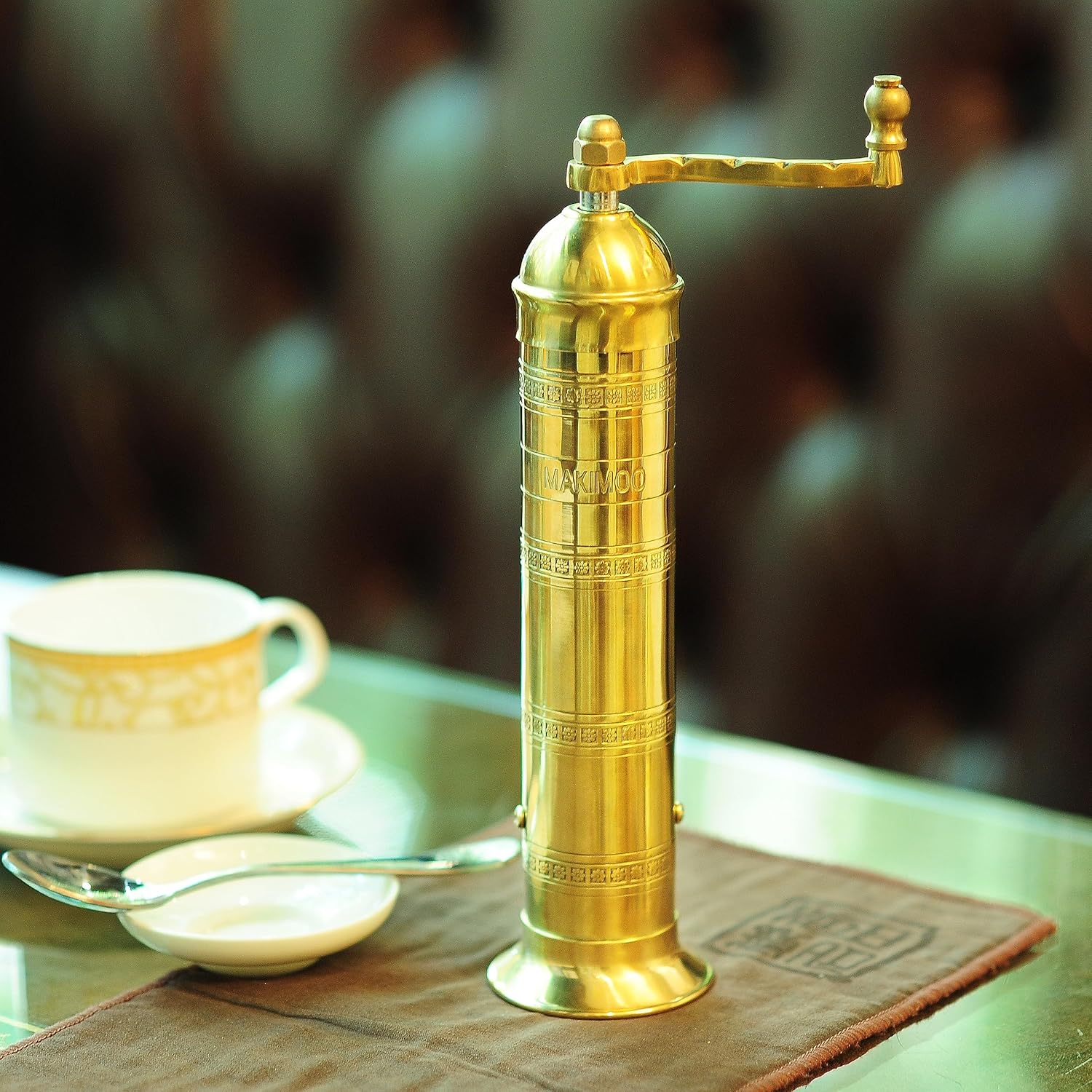 Original Hand-Crafted European-Style Salt Pepper Grinder