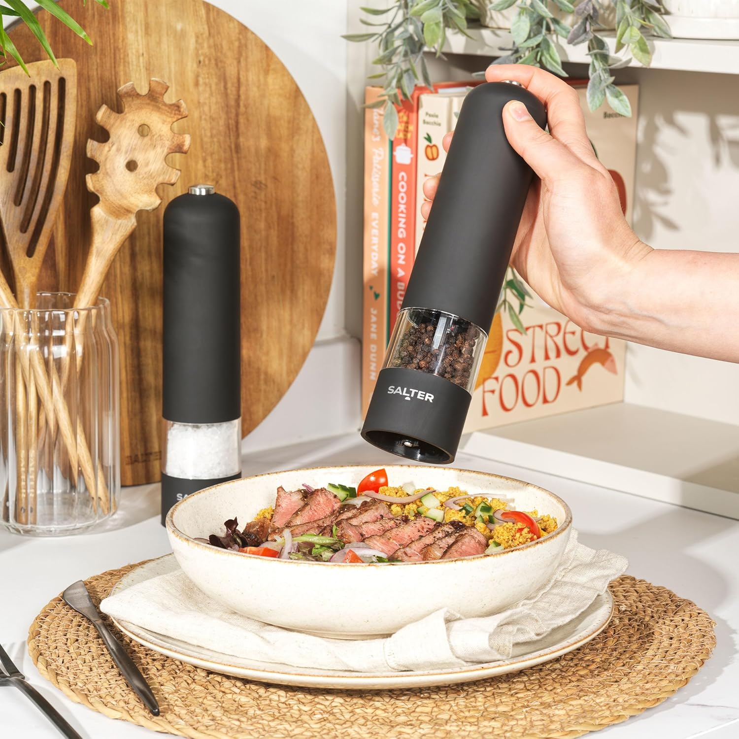 Bland-Son Electric Salt Pepper Grinder Set with 66g Salt 30g Pepper